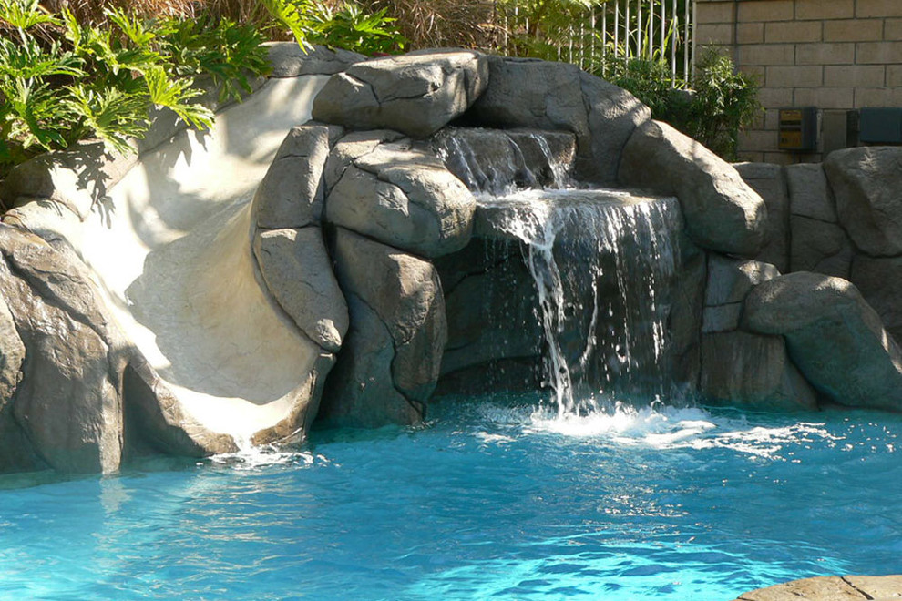 Inspiration pour une piscine ethnique.