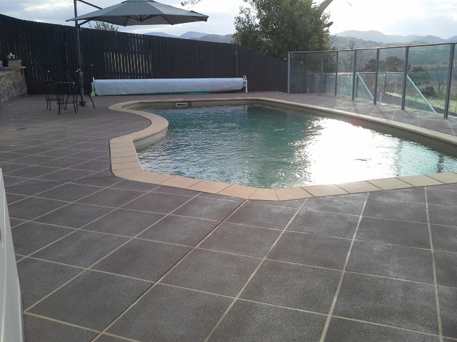 Swimming Pool Surround Spray On, Tiles For Swimming Pool Surrounds
