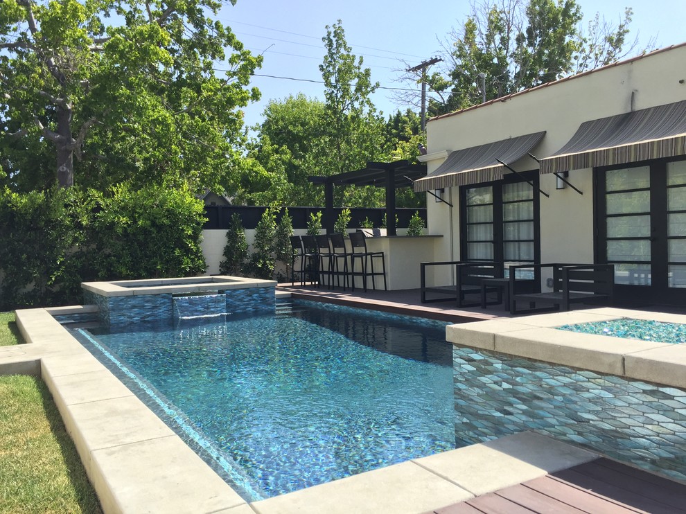 Example of a transitional pool design in Los Angeles
