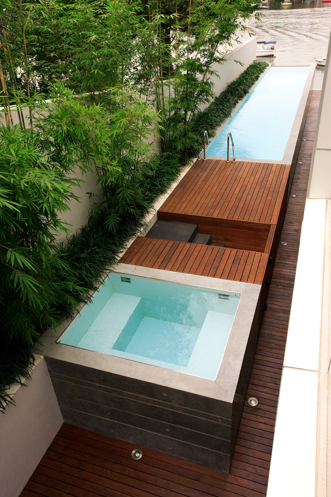 Ispirazione per una piscina monocorsia minimalista