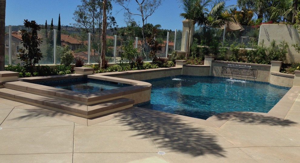 creekside pool