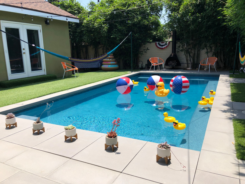 Van Nuys Contemporary Pool Los Angeles by J Designs Pool & Spa, Inc Houzz