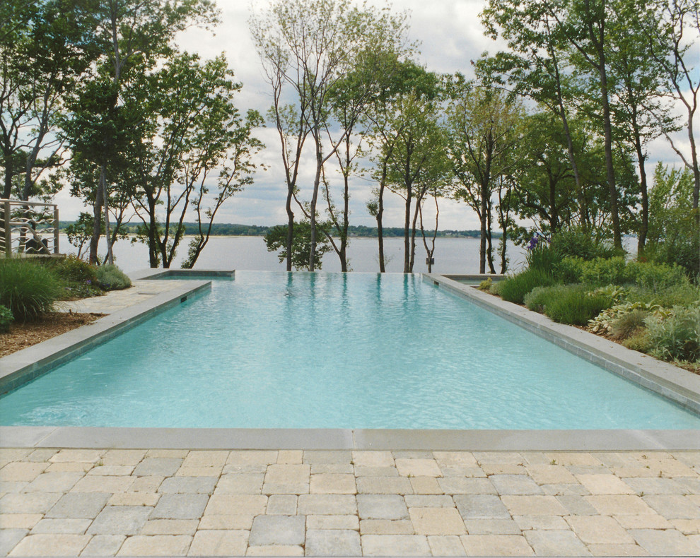 Example of a minimalist pool design in New York