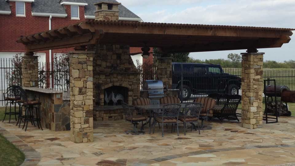 Elegant patio photo in Dallas
