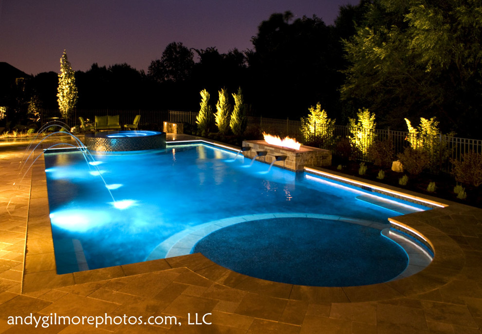 Watson Pool and Outdoor Kitchen Traditional Pool Kansas City Houzz