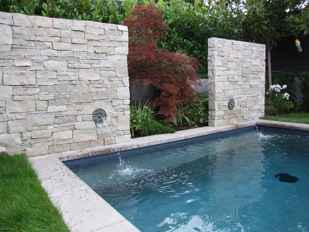 Example of an eclectic pool design in Vancouver