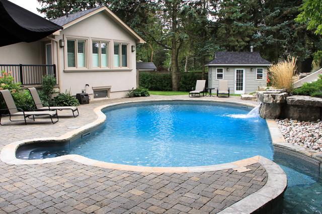 Wheelchair Accessible Swimming Pool - Traditional - Pool - Toronto - by  Jones Pools | Houzz