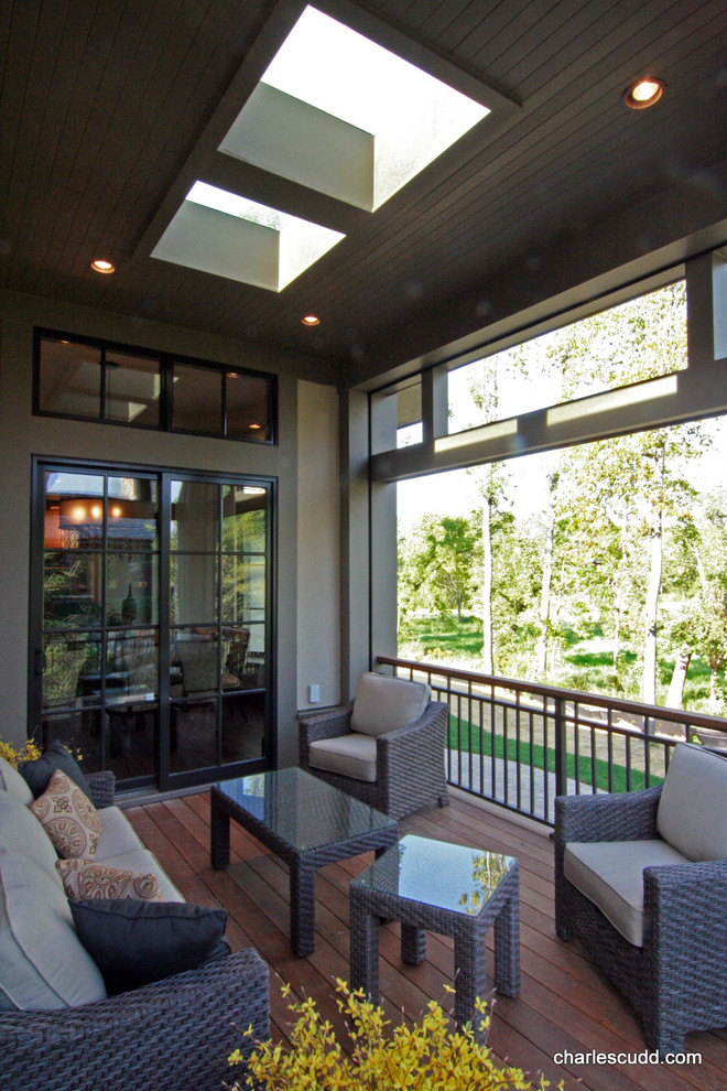 Inspiration for a transitional porch remodel in Minneapolis