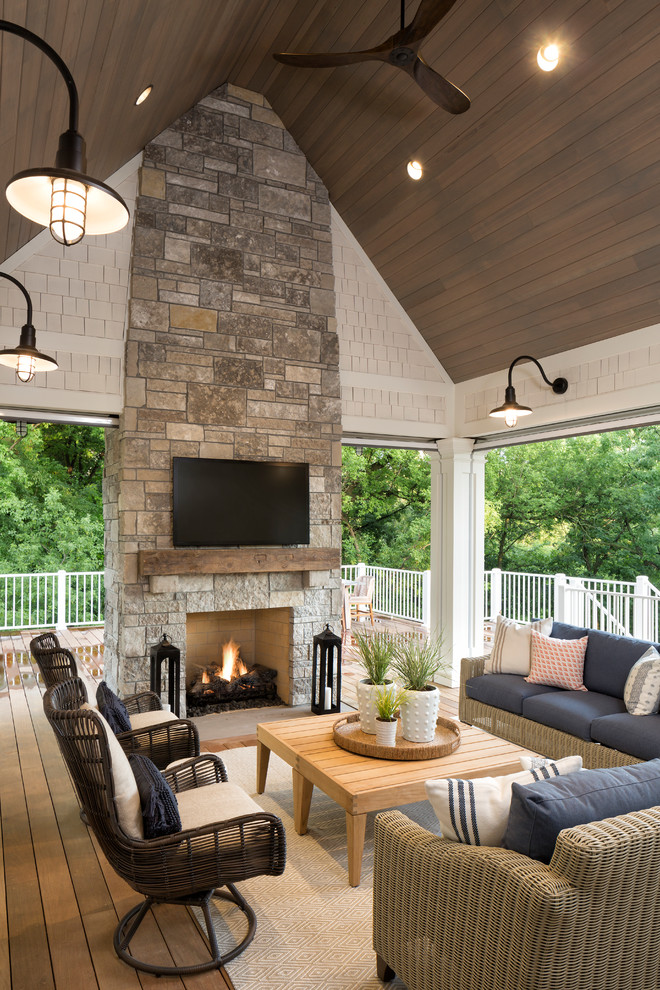 Inspiration for a timeless porch remodel in Minneapolis