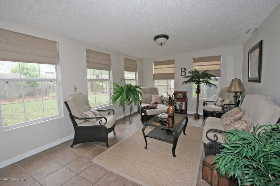 8727 Brierwood Rd, Jacksonville, FL 32217 Traditional Porch