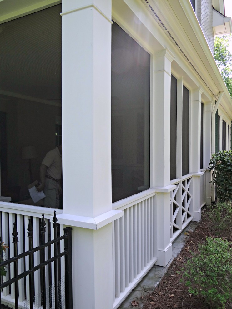 This is an example of a classic back veranda in Louisville.