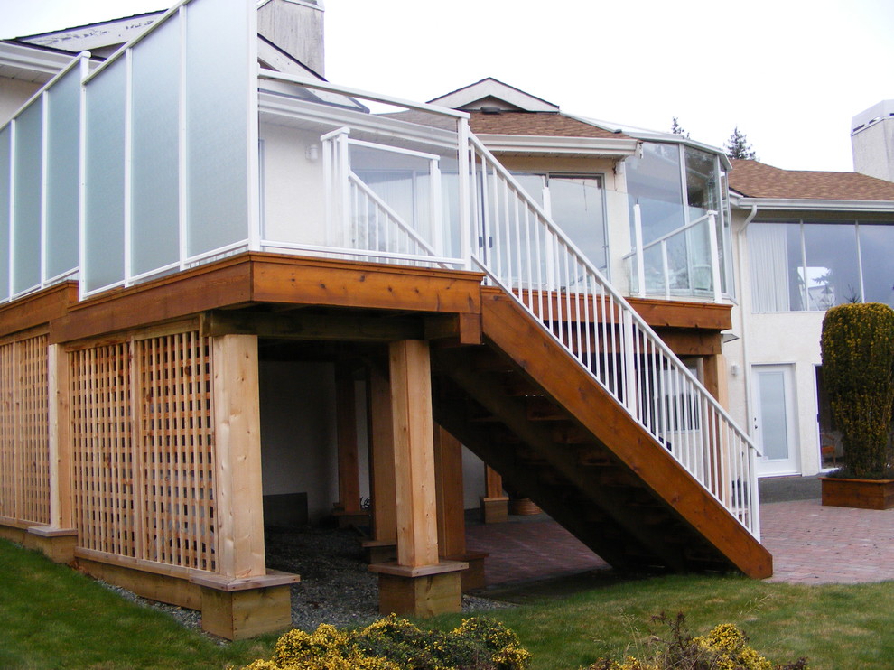 Inspiration for a modern porch remodel in Vancouver