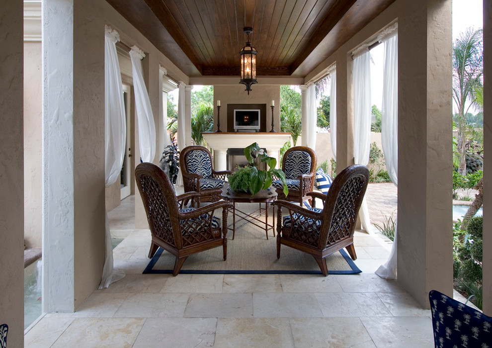 This is an example of a traditional porch design in Orlando.