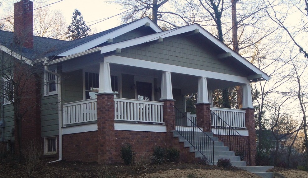 Inspiration for a craftsman porch remodel in Other