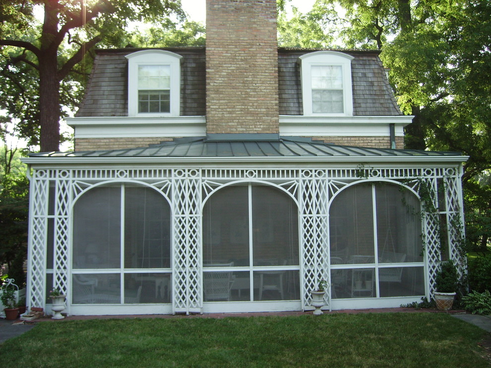 Classic porch idea in Chicago