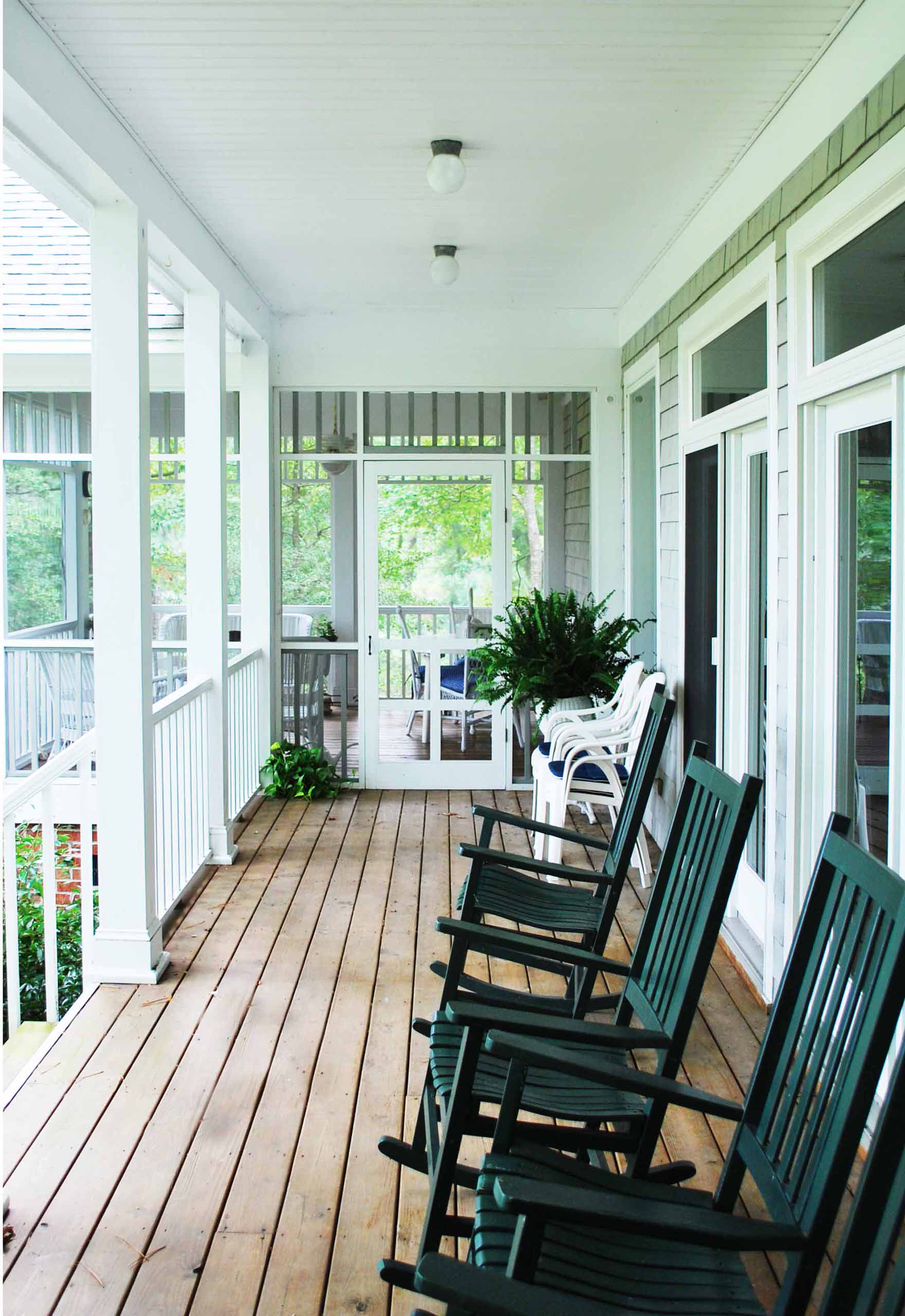 Front Porch With Rocking Chairs Photos Ideas Houzz