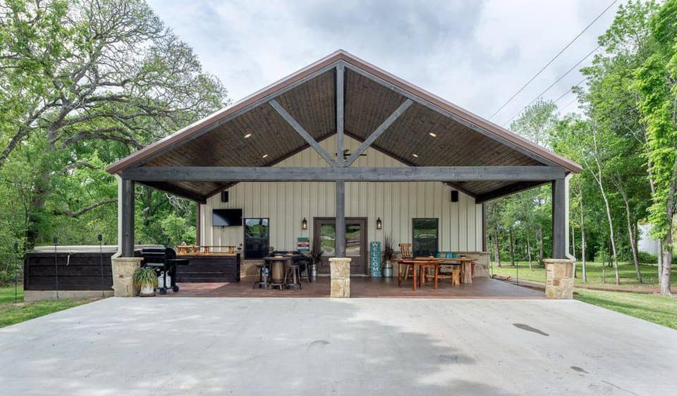 Barndominium Farmhouse Porch Atlanta By Pro Renovations Ltd Co Houzz