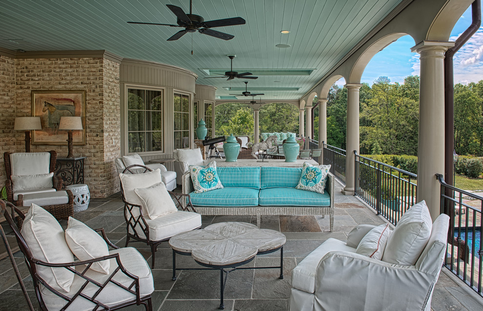 Inspiration for a classic veranda in Other.