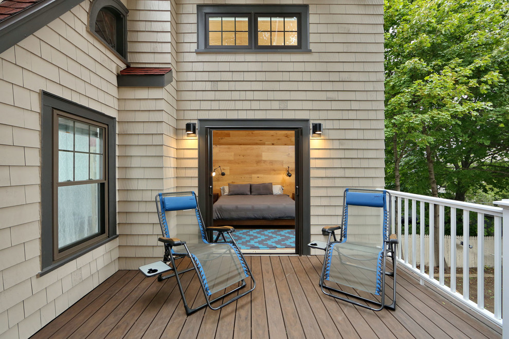 Inspiration pour un porche d'entrée de maison arrière design de taille moyenne avec une pergola.