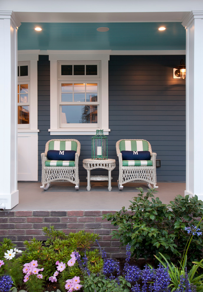 Inspiration for a nautical front veranda in San Diego.