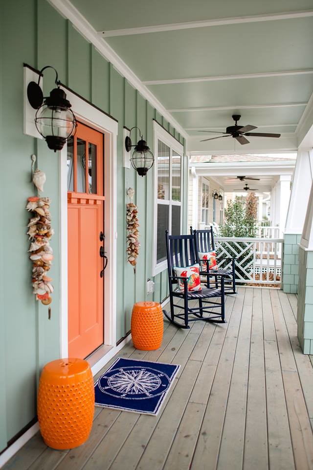 Inspiration for a medium sized beach style veranda in Wilmington.