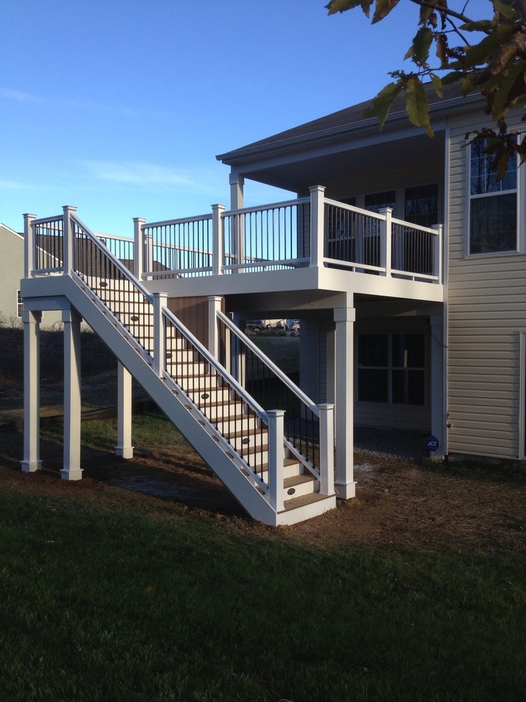 Composite Deck Traditional Porch Philadelphia by Wilkinson