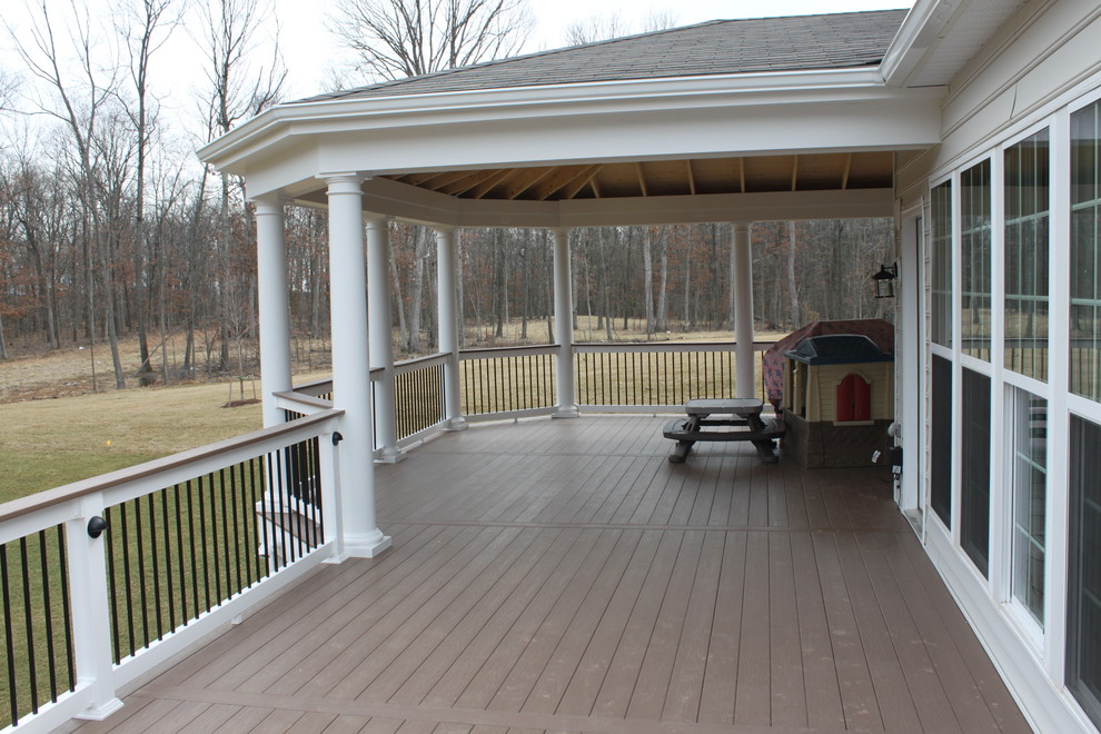 Bild på en funkis veranda