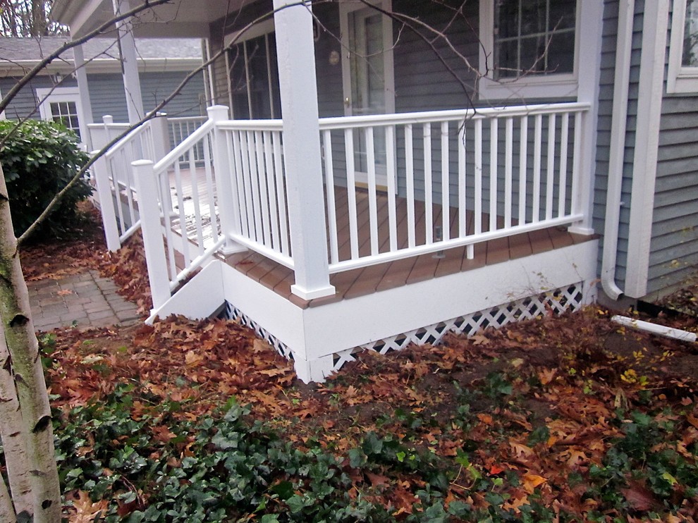 This is an example of a traditional porch design in Grand Rapids.
