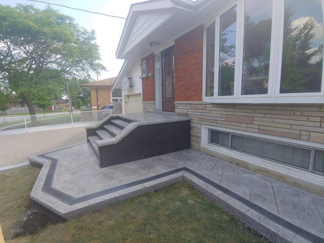 Exposed Aggregate And Stamp Concrete Driveway Project In Scarborough Modern Veranda Toronto By Foxy Concrete Contractors Inc Houzz Uk
