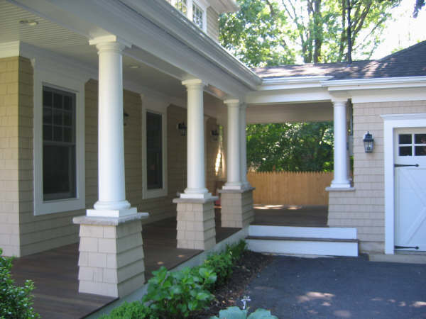This is an example of a traditional porch design in Newark.
