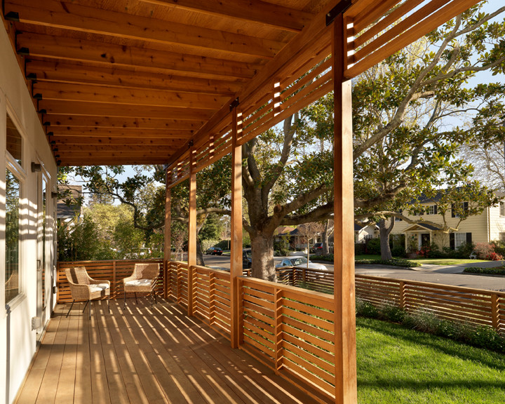 This is an example of a modern porch design in San Francisco.