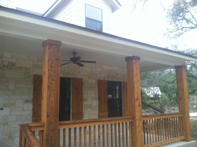 Inspiration for a timeless porch remodel in Austin
