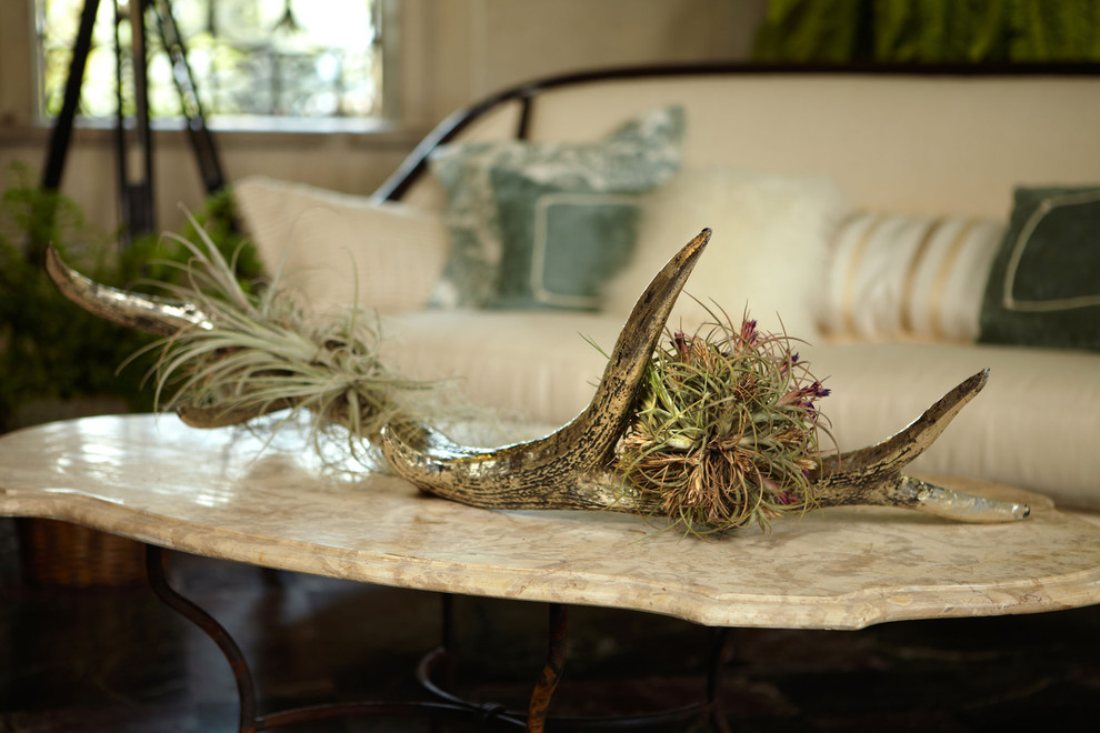 Inspiration for a timeless porch remodel in Santa Barbara