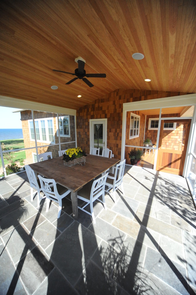 This is an example of a nautical veranda in Grand Rapids.