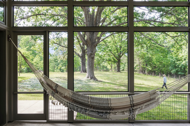 Hammock House Modern Porch Atlanta by Altura Architects