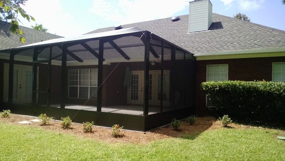 Hebert Lanai Screen Enclosure - Traditional - Porch - Miami - by Island ...