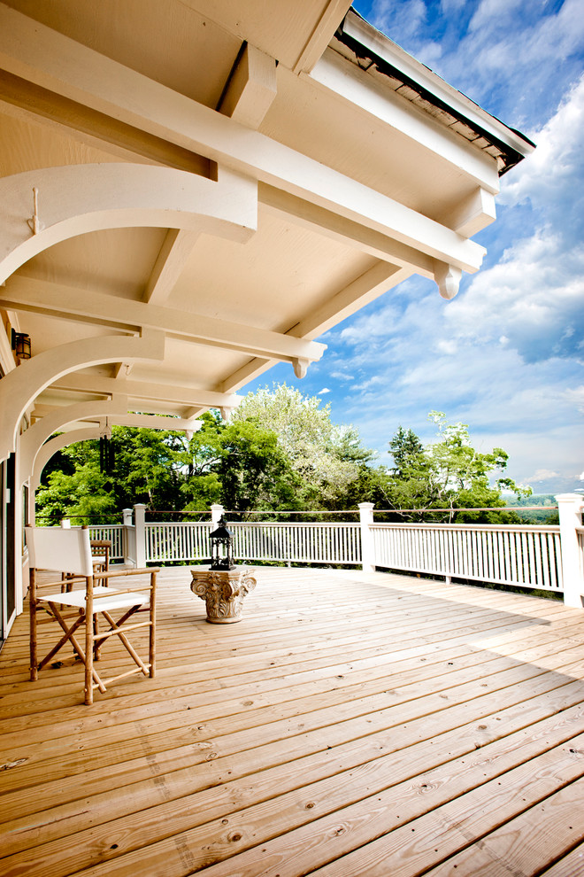 Inspiration for a classic veranda in New York with decking.