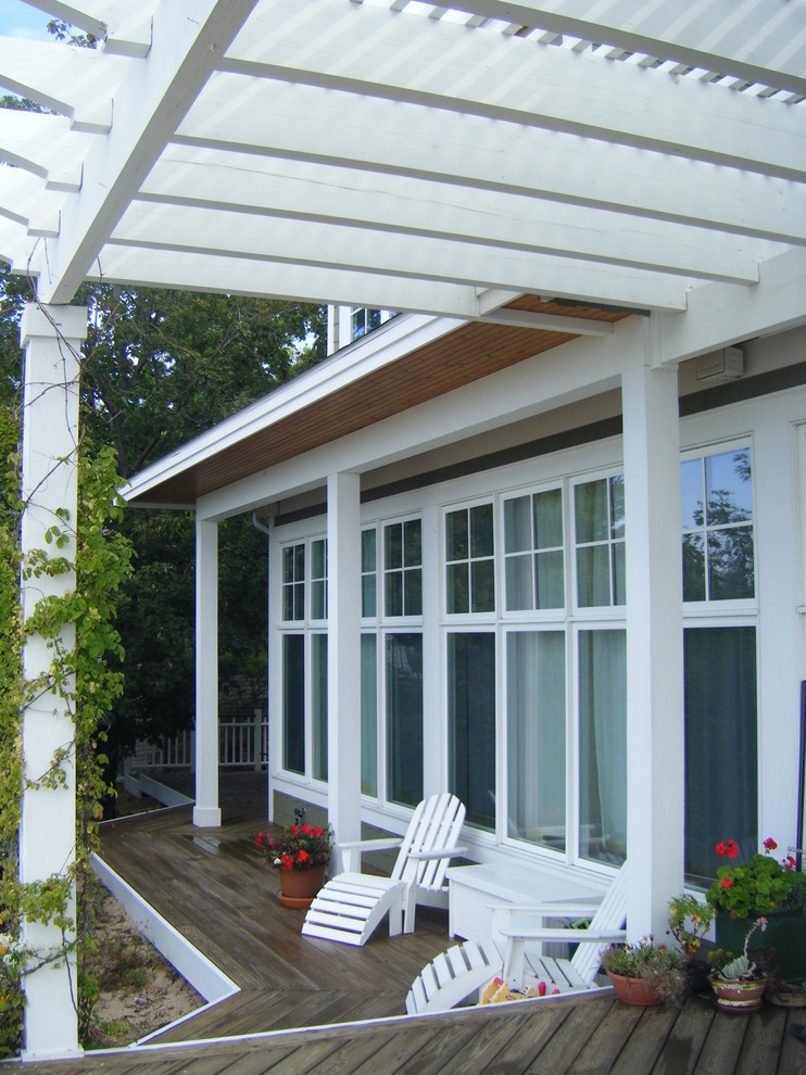 Design ideas for a nautical veranda in Other.