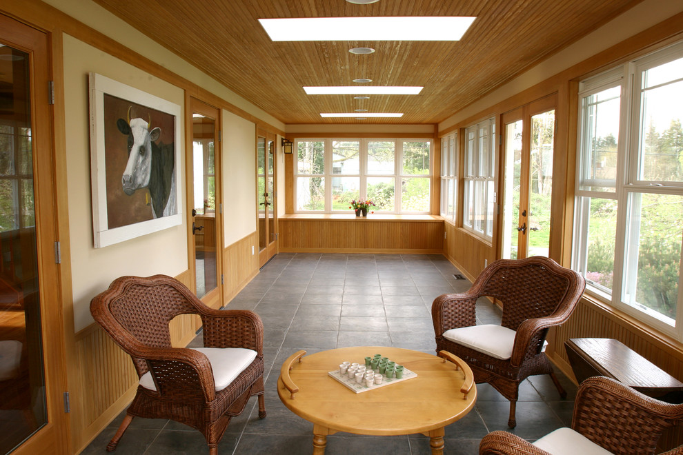 This is an example of a traditional porch design in Seattle.