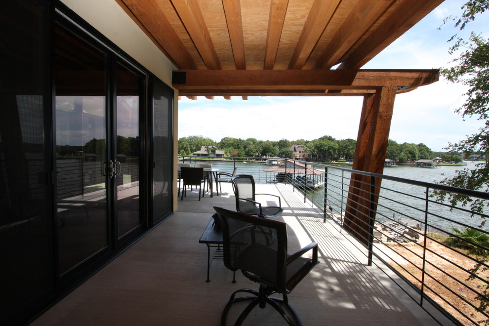 This is an example of a contemporary porch design in Dallas.