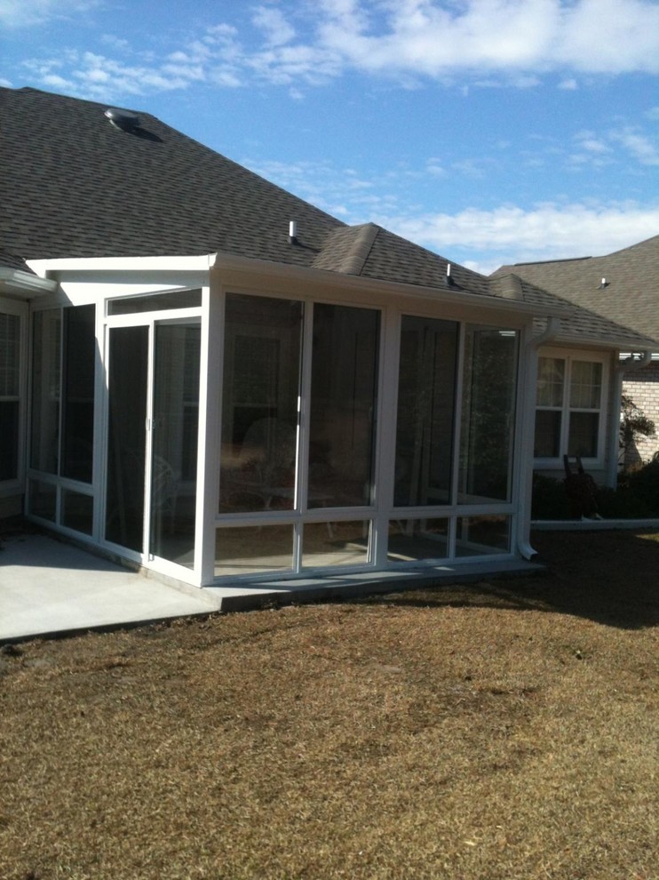 This is an example of a traditional porch design in Wilmington.
