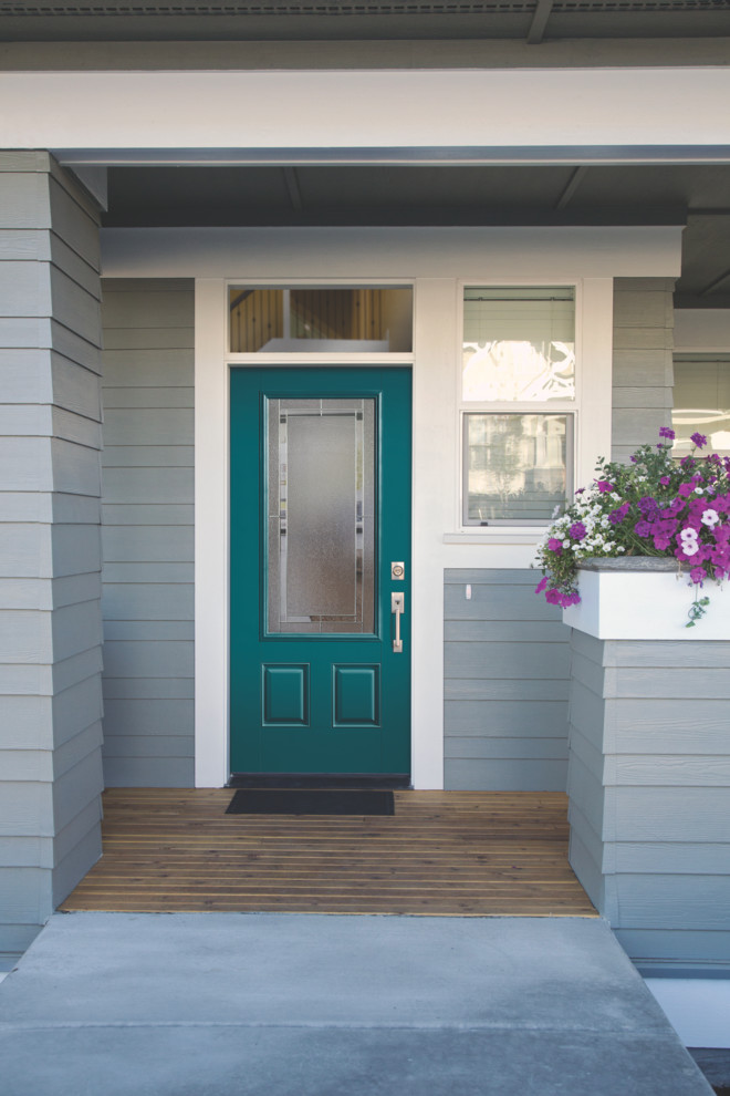 This is an example of a porch design in Tampa.