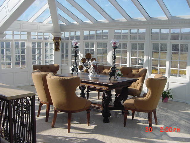 This is an example of a traditional conservatory in Newark.