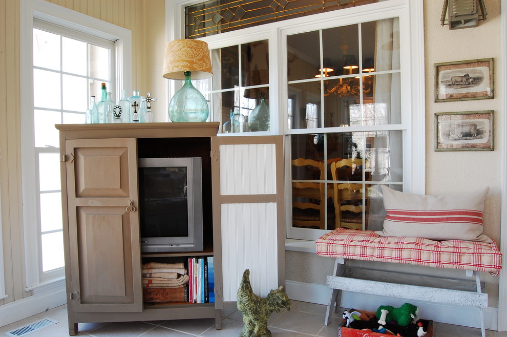 Country porch idea in New York