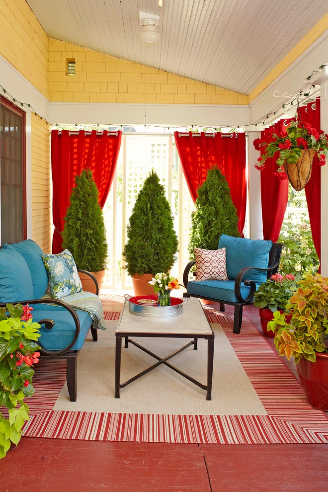 Inspiration for a timeless porch remodel in Charlotte