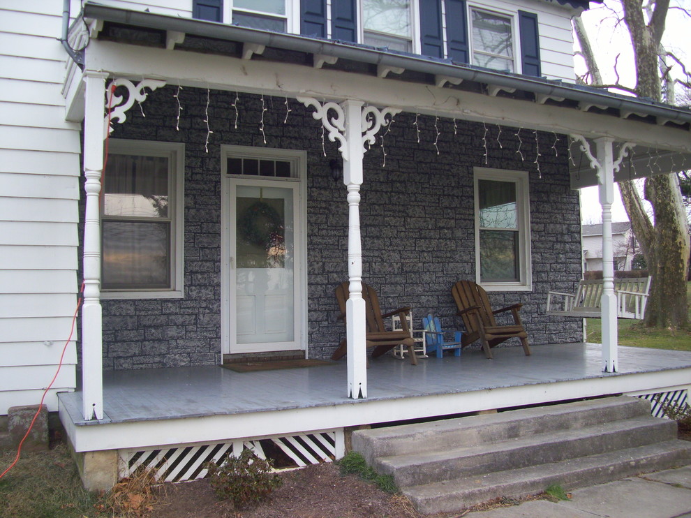 Photo of a traditional veranda in New York.