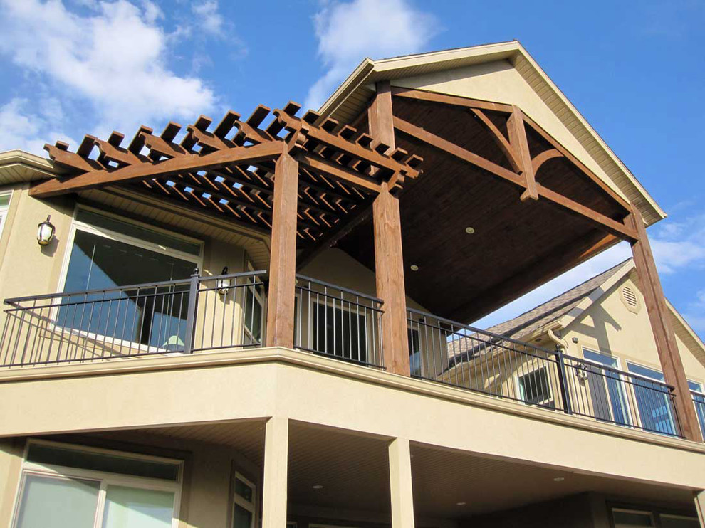 Inspiration for a timeless porch remodel in Salt Lake City with a pergola