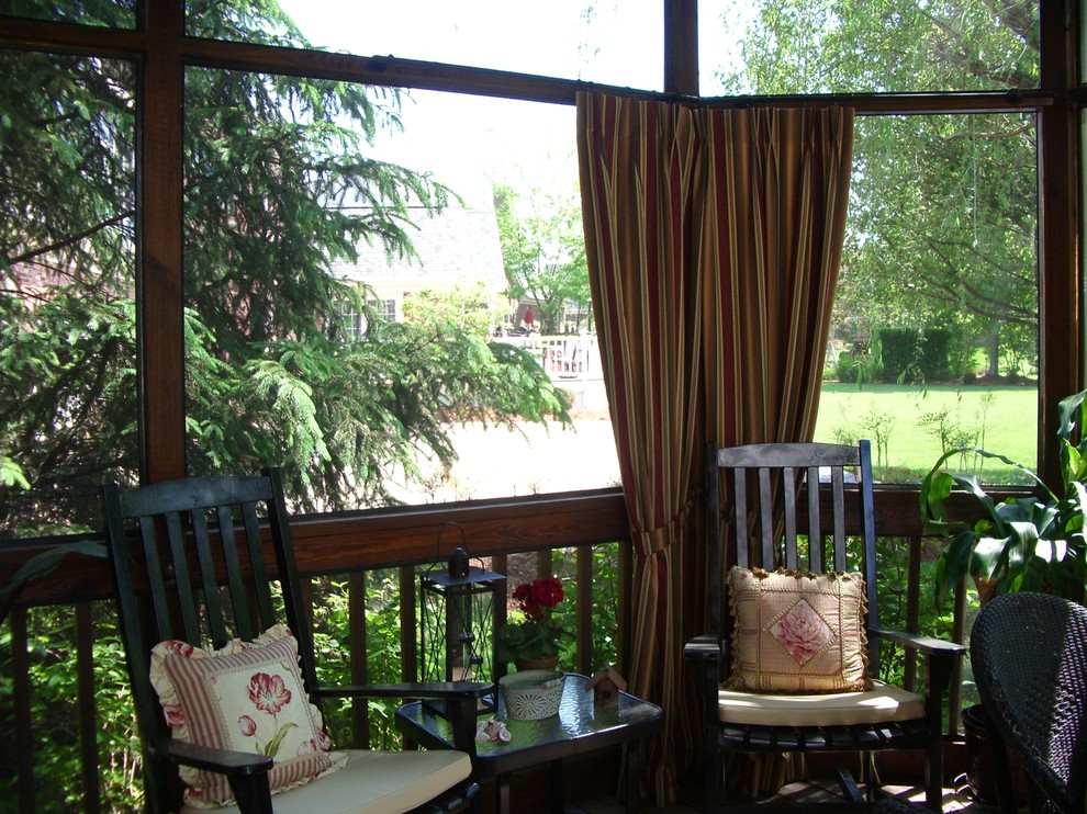 Bild på en vintage veranda