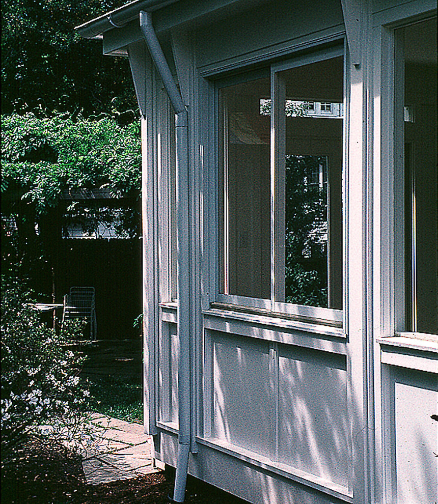 Minimalist porch idea in DC Metro