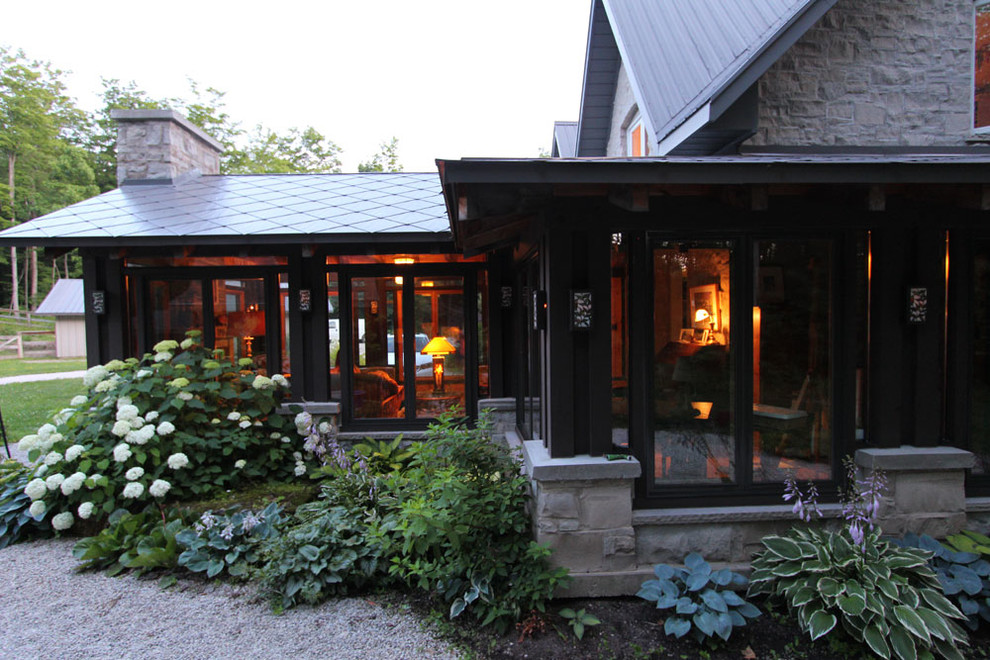 Post and Beam Porch with "Floating" Windows Transitional Porch Toronto by Laurens Wit